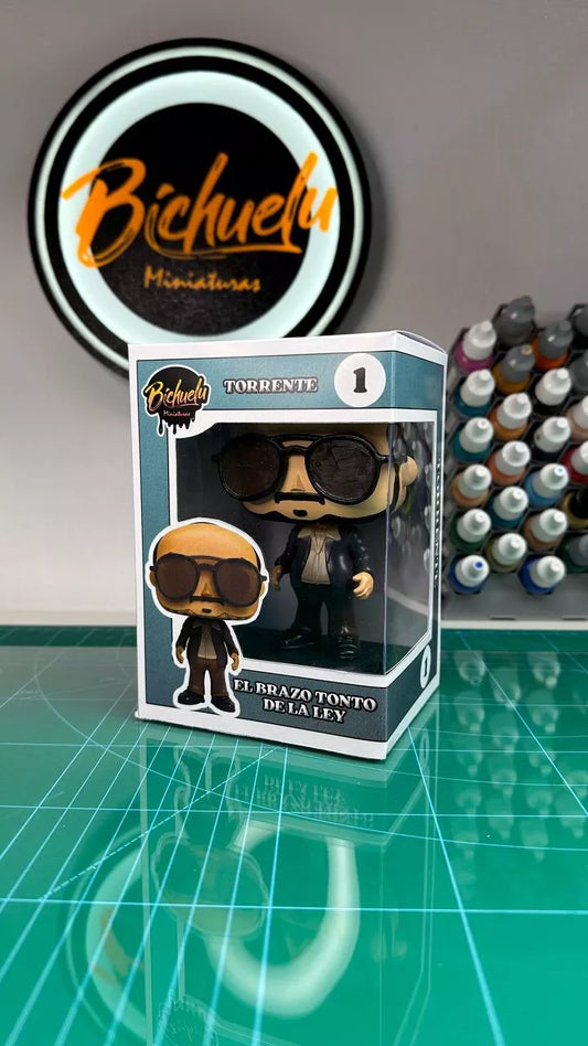Torrente | Figura Coleccionable Inspirada en el Icónico Personaje del Cine Español | Edición Limitada para Fans del Humor