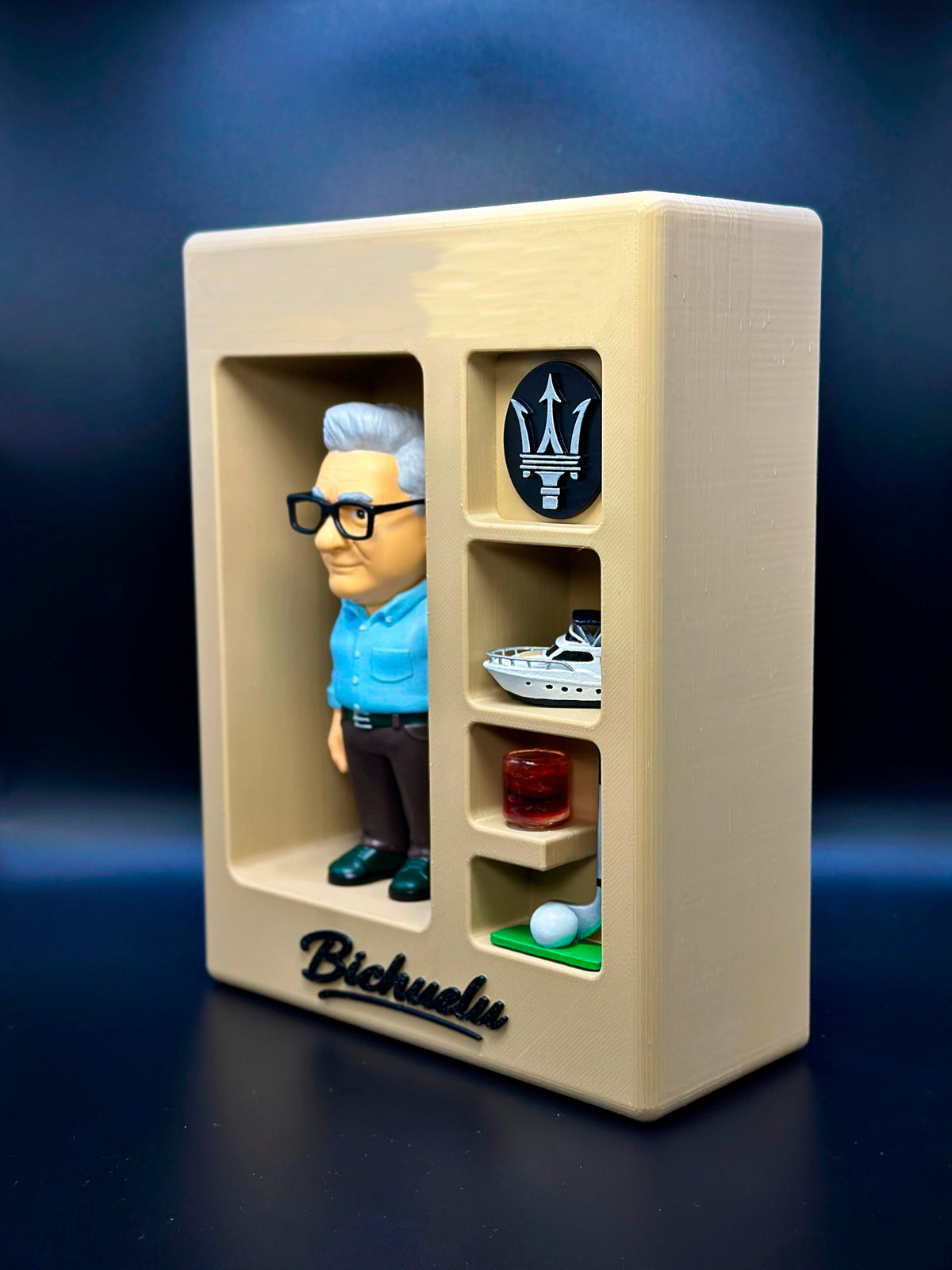 Figura personalizada con expositor