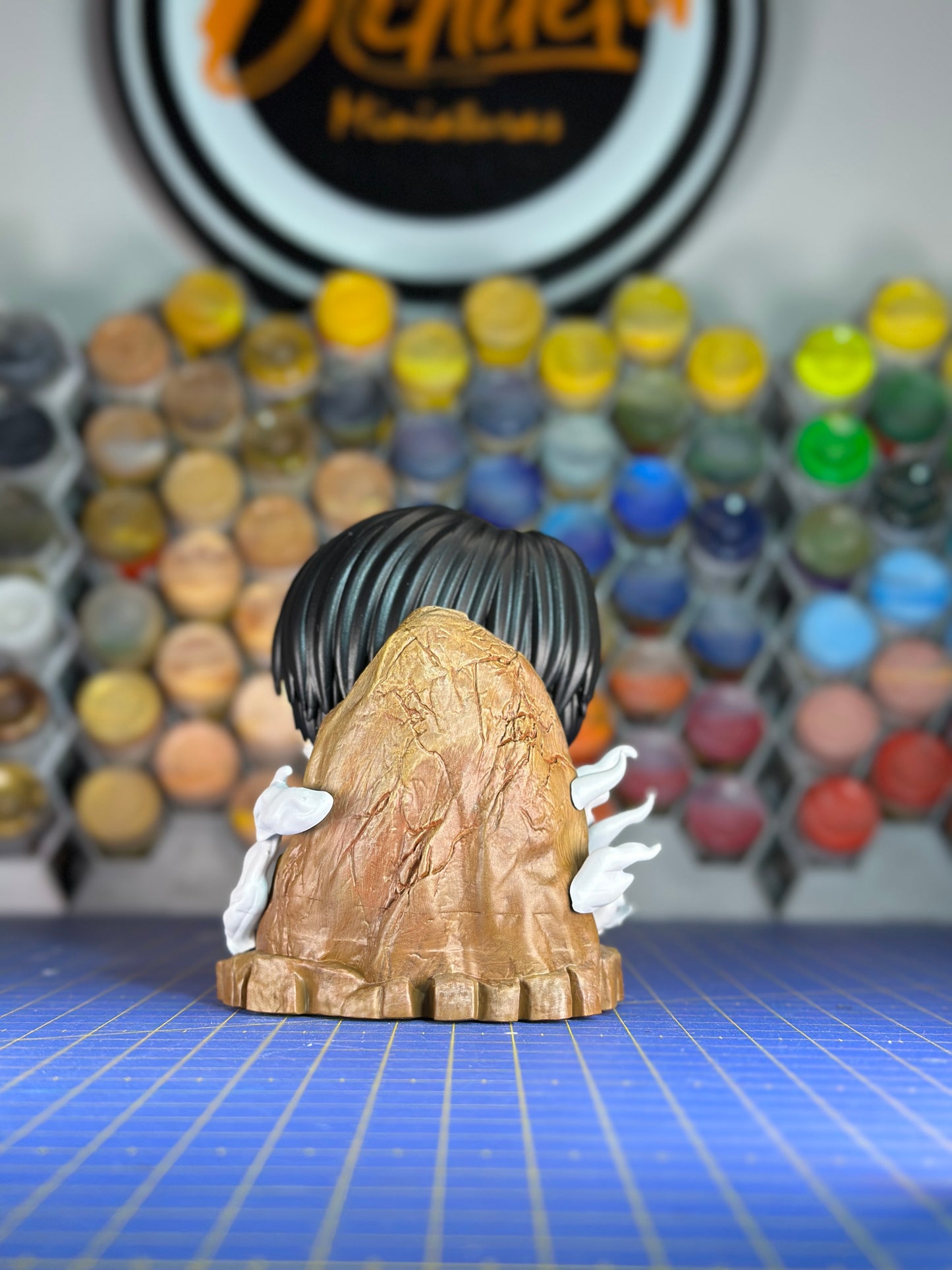 Capitán Levi Herido | Figura Coleccionable Inspirada en Attack on Titan | Edición Exclusiva