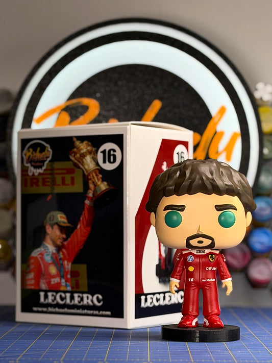 Charles Leclerc 2026 | Figura Coleccionable Inspirada en la F1 | Edición Exclusiva para Fans del Automovilismo