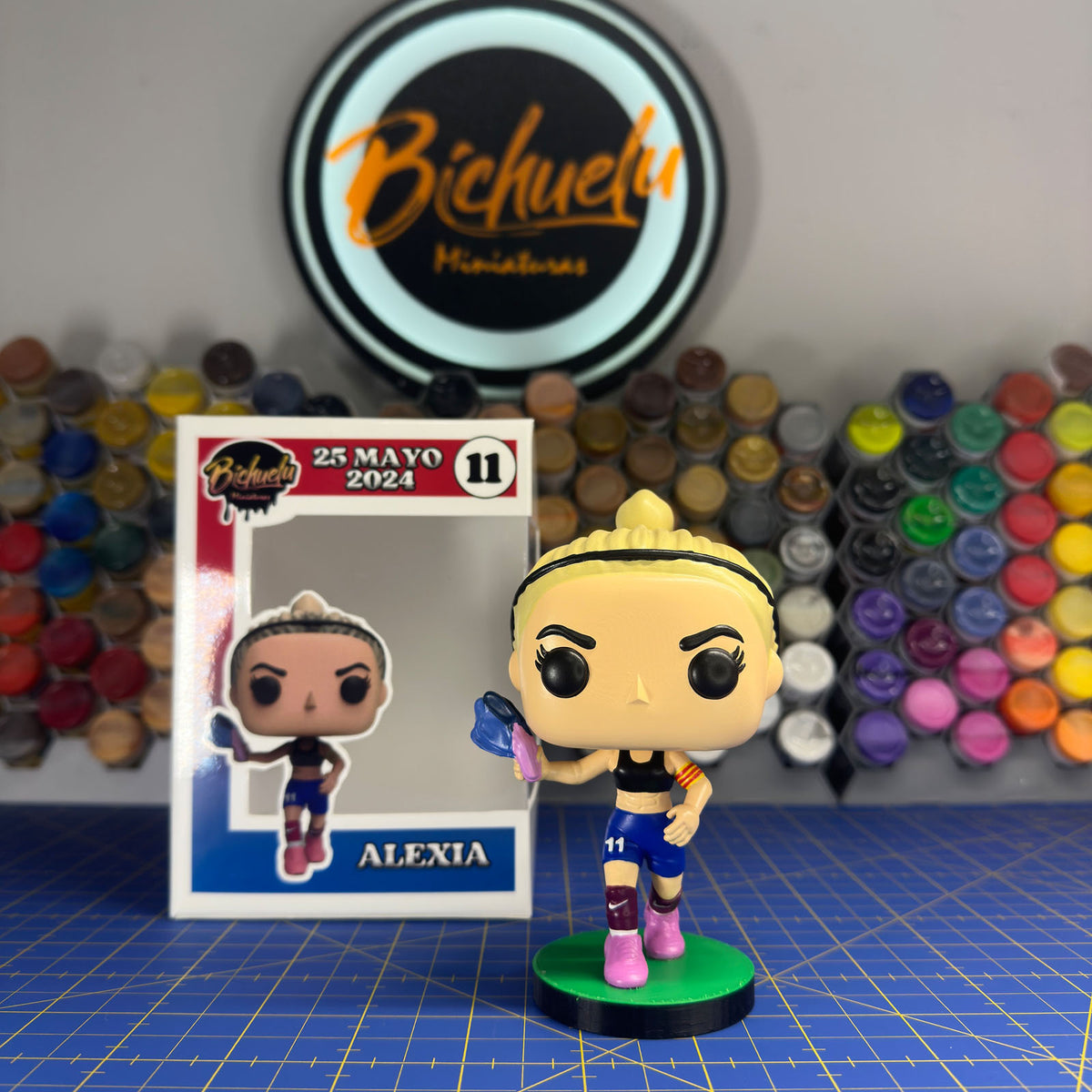 Ejemplo de acabado artesanal en figura personalizada de personaje