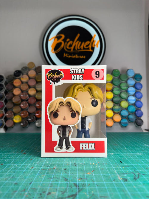 Alternative view of the Felix from Stray Kids collectible figure