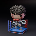 Figura coleccionable inspirada en Ippo Makunouchi de Hajime no Ippo, vista frontal en el ring
